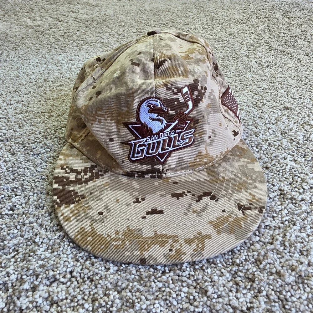 San Diego Gulls Hat Cap Mens OSFA Tan Digital Camo Military NHL Hockey Snapback